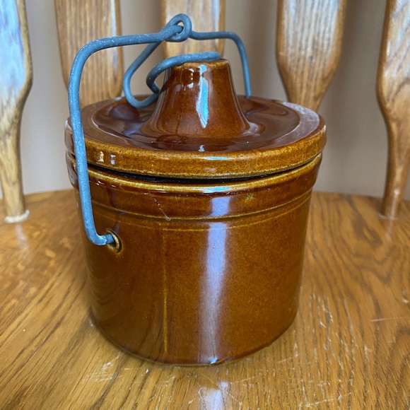 Vintage brown glazed cheese / butter crock 1982 - Picture 3 of 9